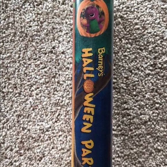 Classic Collection Barney Halloween Party VHS 1998 - Picture 7 of 8